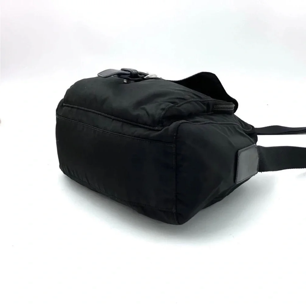 Prada Black Shoulder Bag - Picture 4 of 11